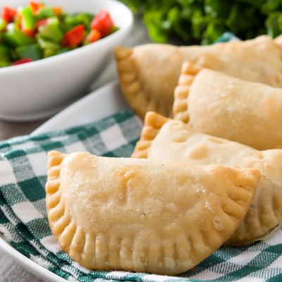 Empanadas Fritas de camarón salteado y queso (Premium) x 5