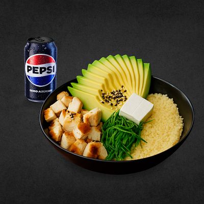 Gohan Pollo + Bebida lata