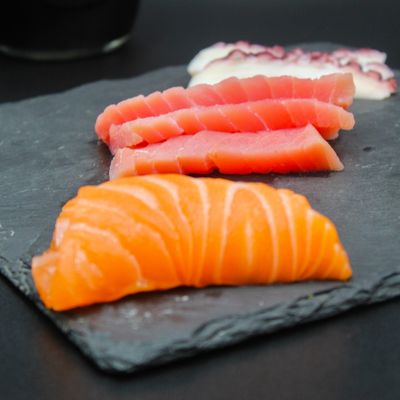 Sashimi Salmón (7 Cortes)