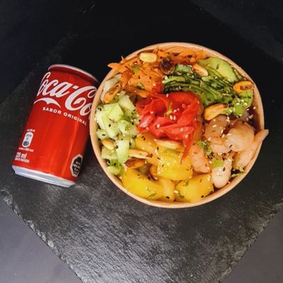 POKE EBY + BEBIDA LATA 220 CC