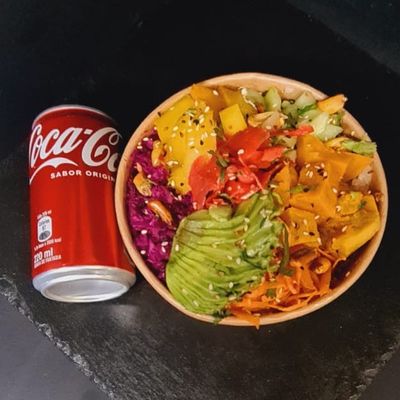 POKE VEGGIE + BEBIDA 220 CC