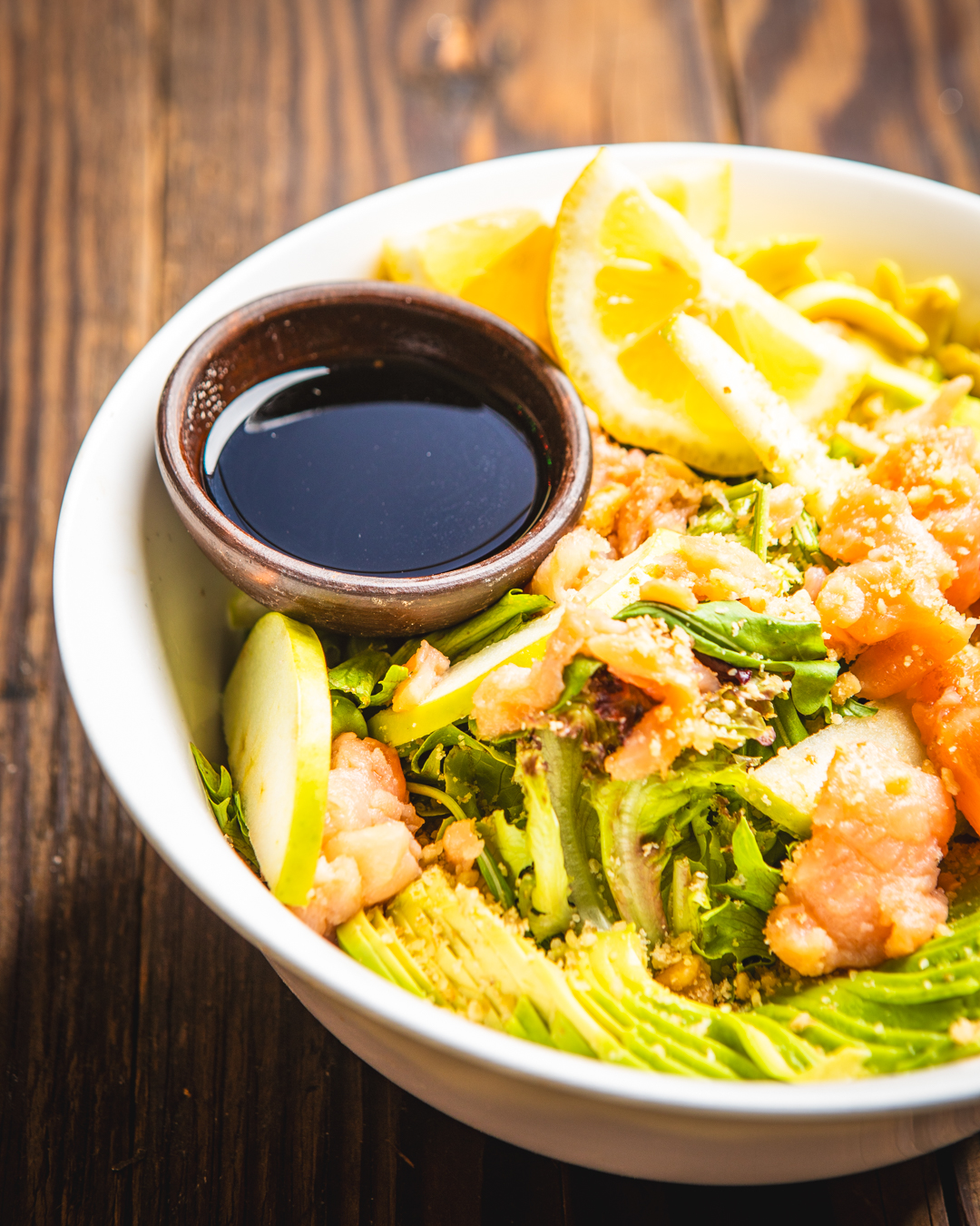 Smoke salmon salad
