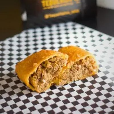 Empanada de Mechada