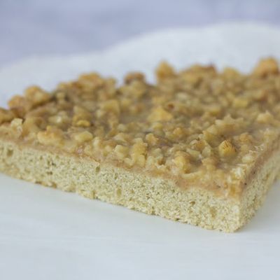 Postre Kuchen De Nuez En Trozo