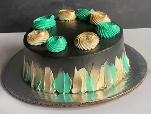 Queque negro con dorado