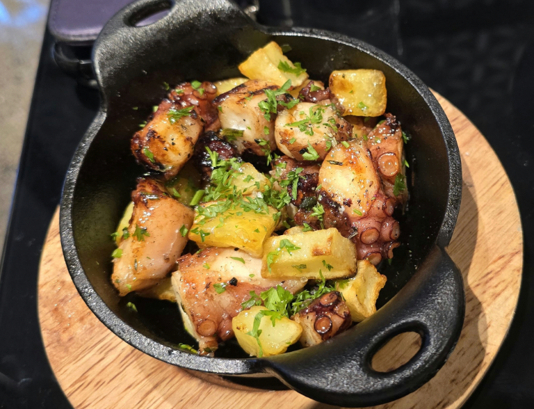Pulpo a la Parrilla con Papa