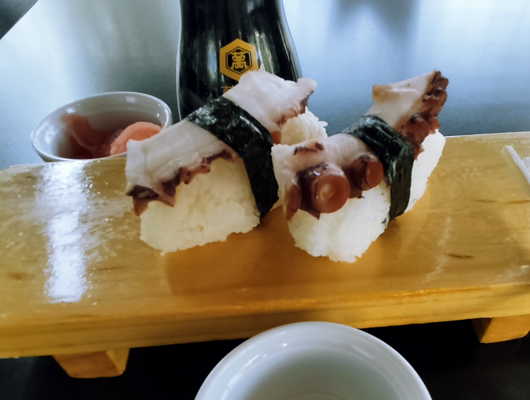 19-Nigiri Tako