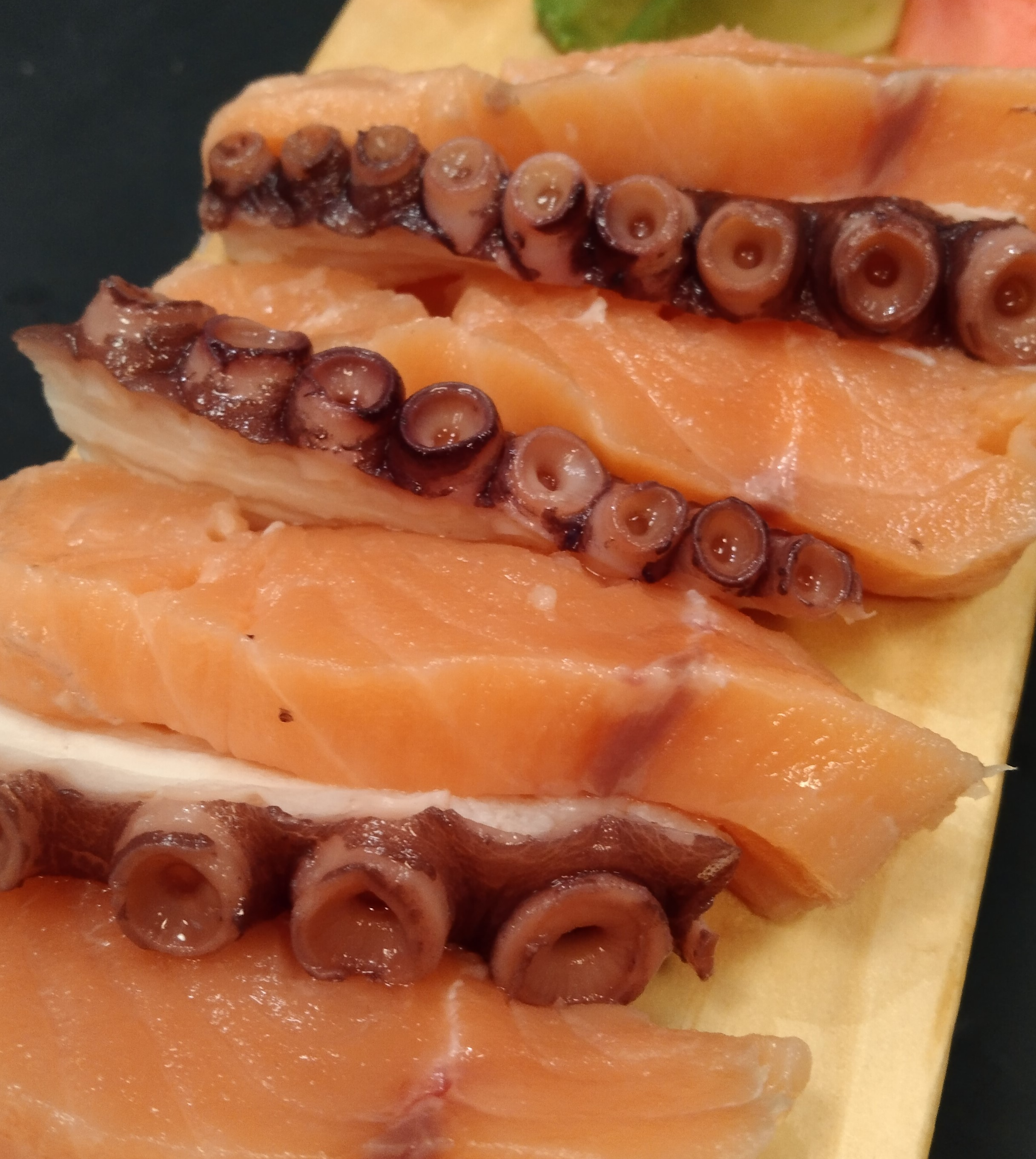 023-Sashimi Mixto