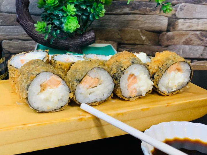 103- Sweet maki tempura.