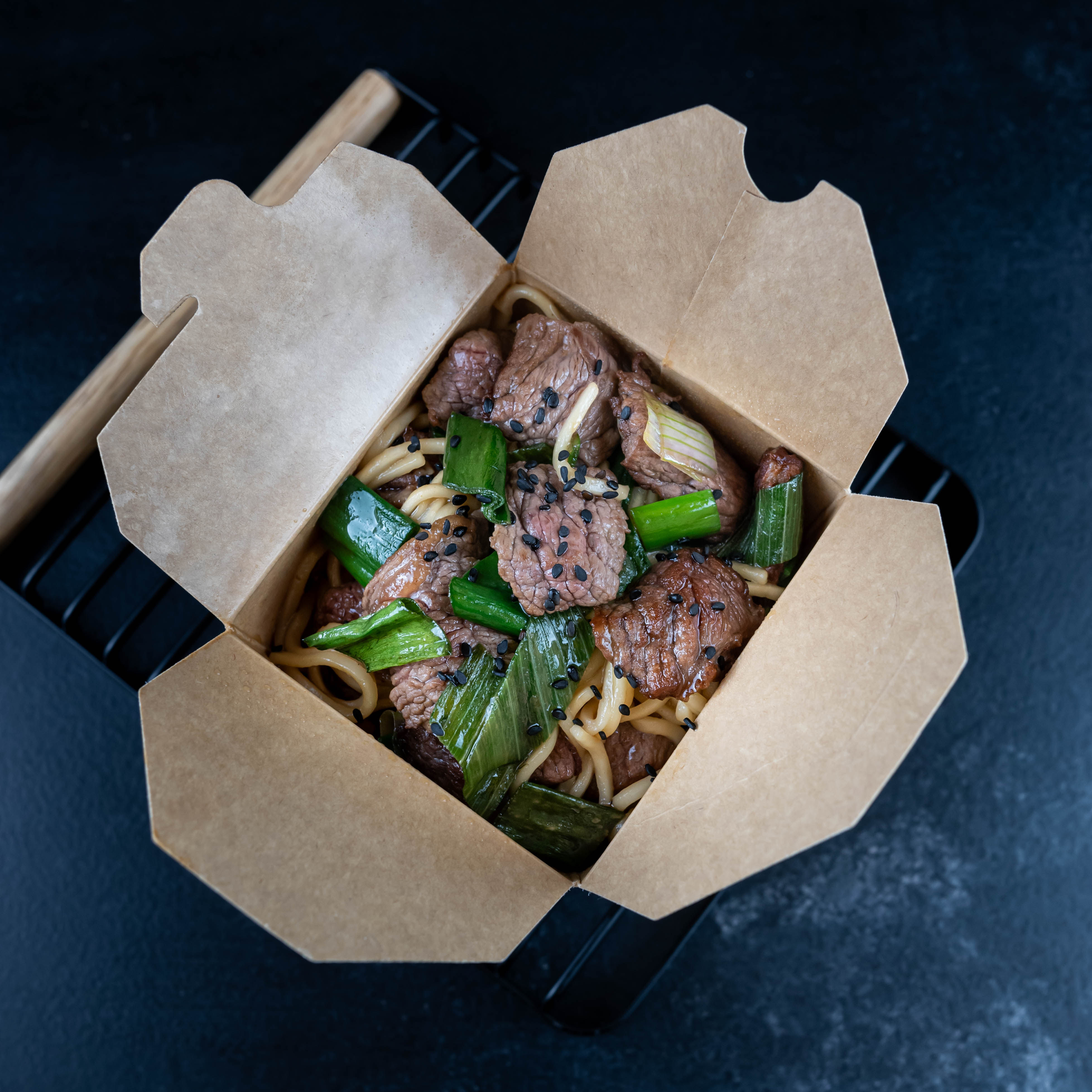 Chow mein de res
